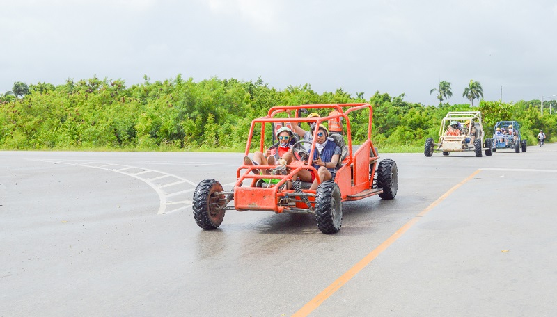 Passeando de buggy em Punta Cana