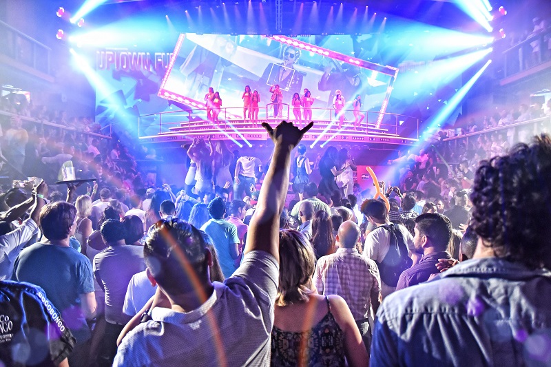 Festa na balada Coco Bongo - Punta Cana