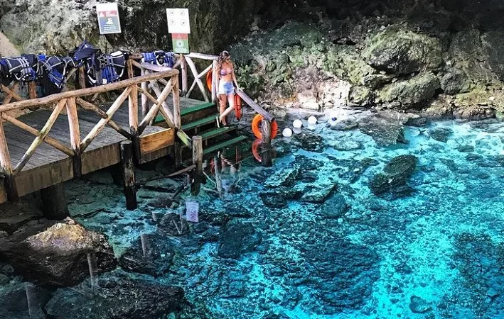 Cenote Hoyo Azul em Punta Cana